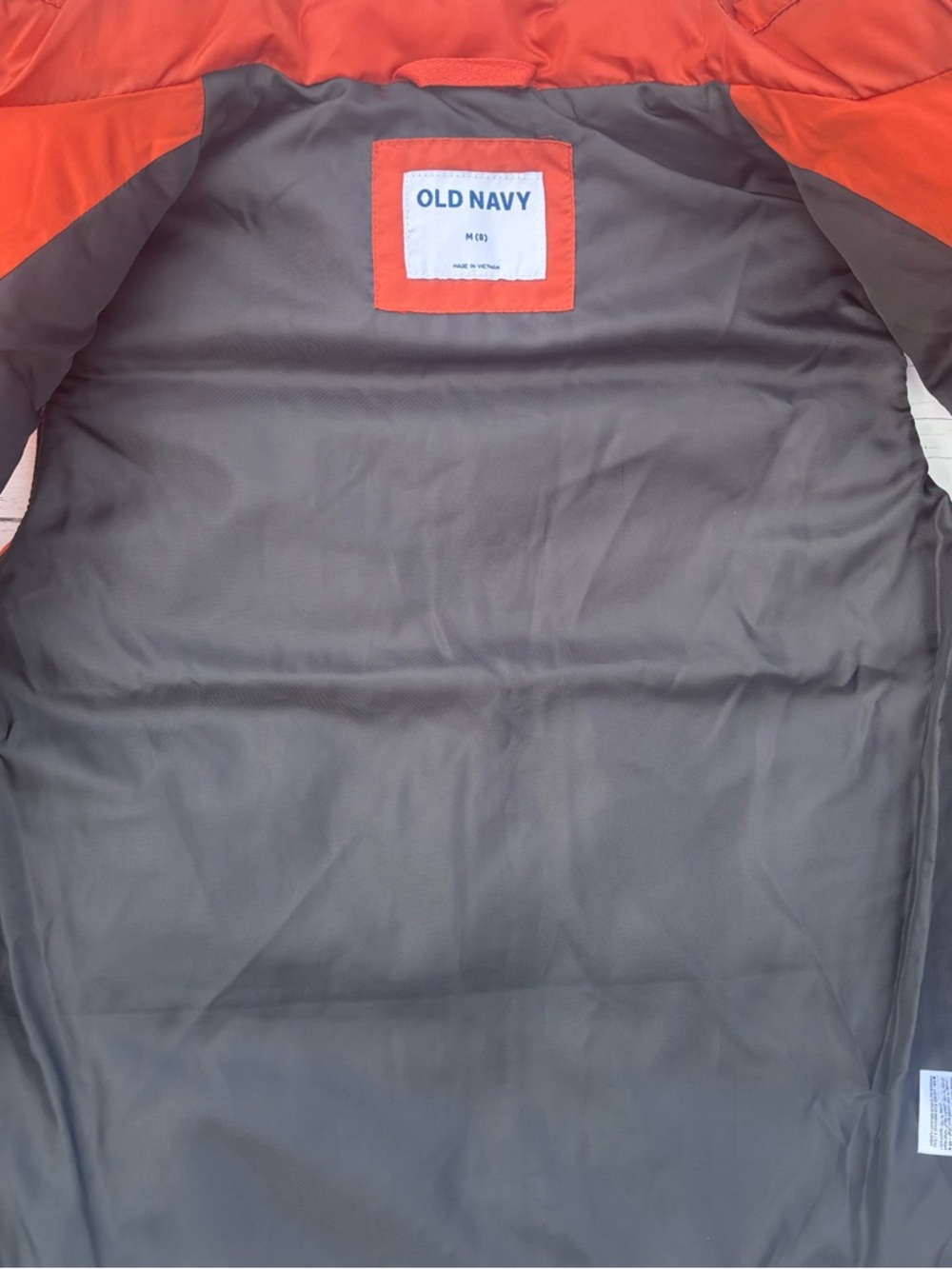 Old Navy Boys Medium Orange Puffer Vest NWT Lightweight Fall Spring Layering - Picture 4 of 6